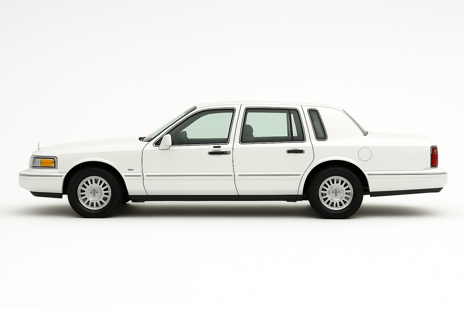 Lincoln Town Car photo
